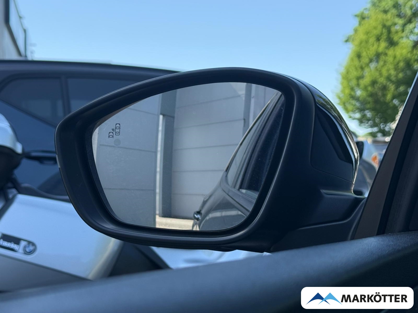 Fahrzeugabbildung Opel Mokka Elegance ACC/BLIS/CAM/LHZ/SHZ/APPLE