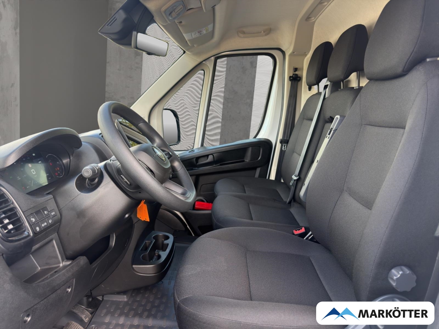 Fahrzeugabbildung Opel Movano Kasten 35 L4H2 BlueHDI 180/NAVI/Flügel./Carplay