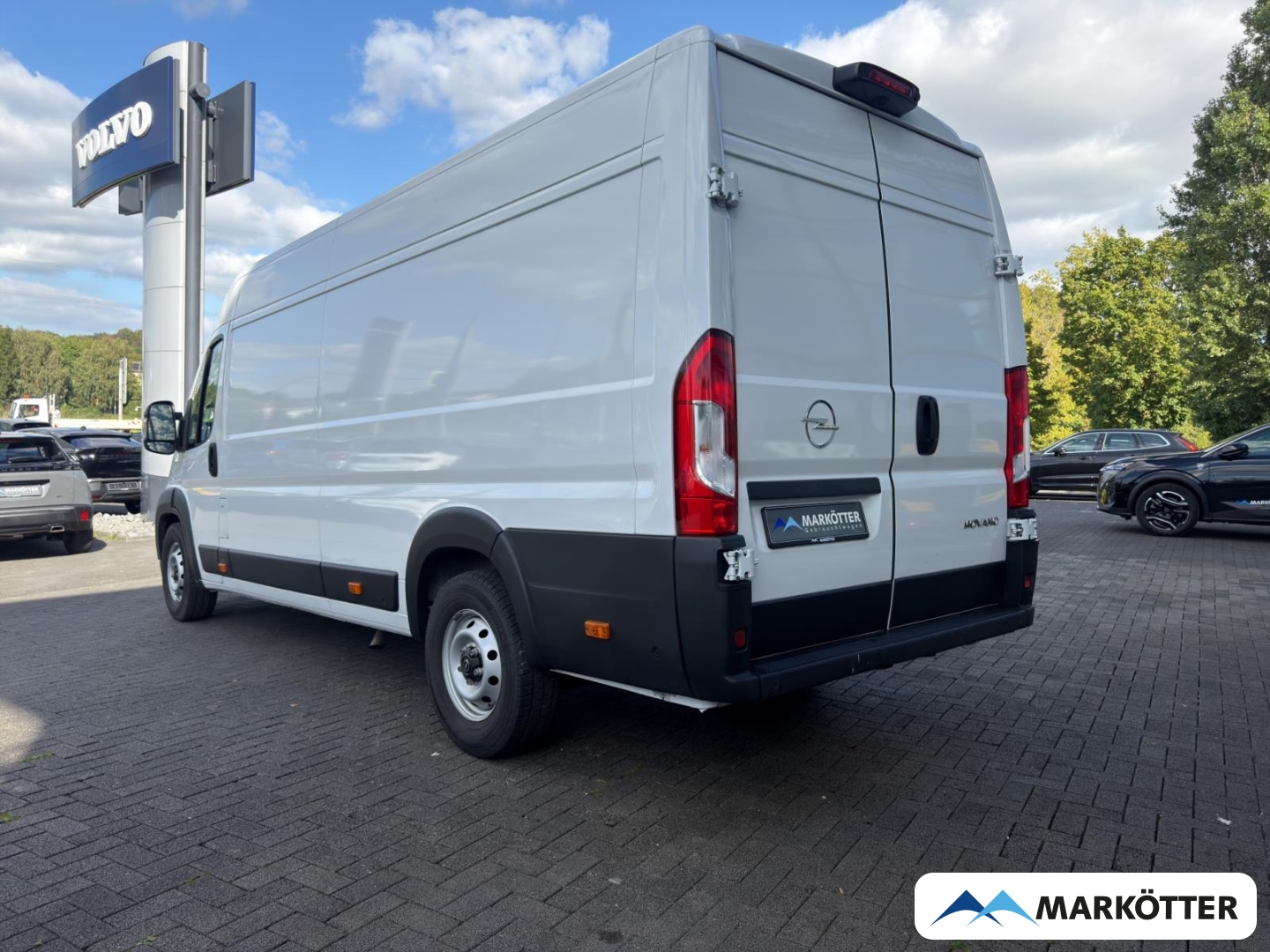 Fahrzeugabbildung Opel Movano Kasten 35 L4H2 BlueHDI 180/NAVI/Flügel./Carplay
