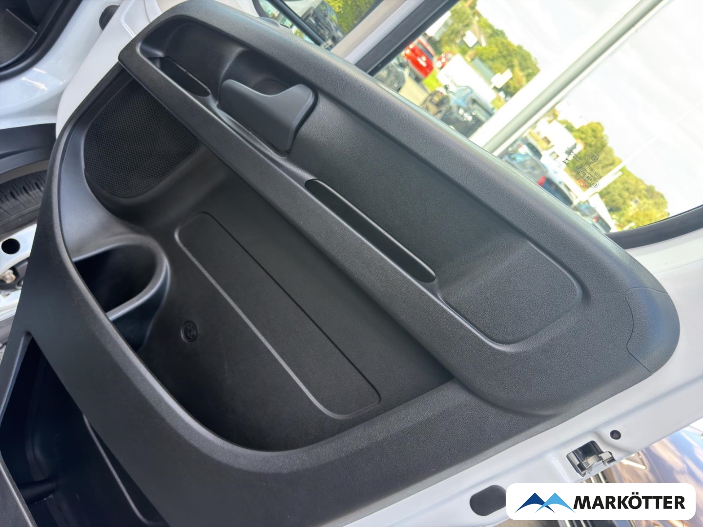 Fahrzeugabbildung Opel Movano Kasten 35 L4H2 BlueHDI 180/NAVI/Flügel./Carplay