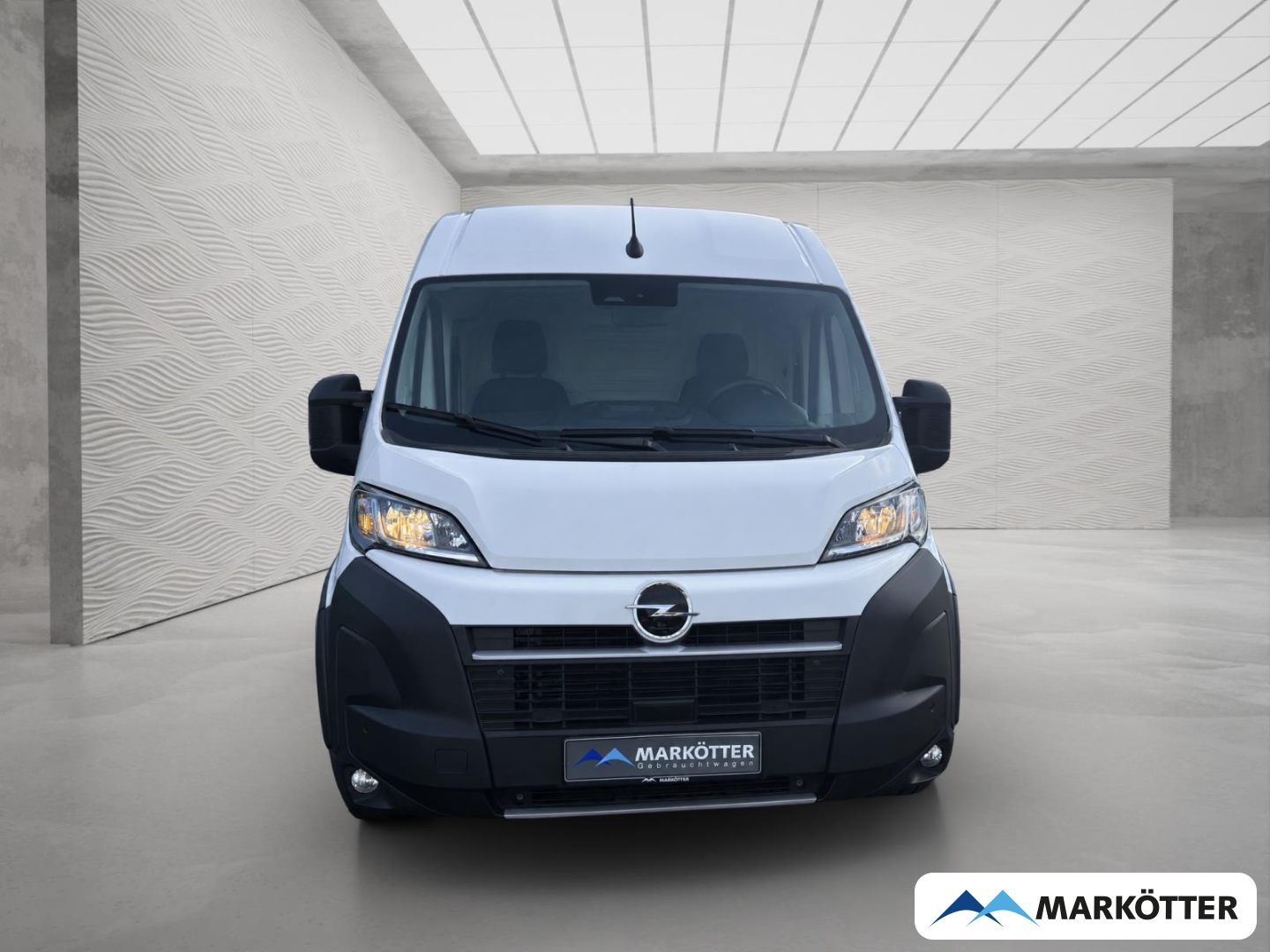 Fahrzeugabbildung Opel Movano Kasten 35 L4H2 BlueHDI 180/NAVI/Flügel./Carplay