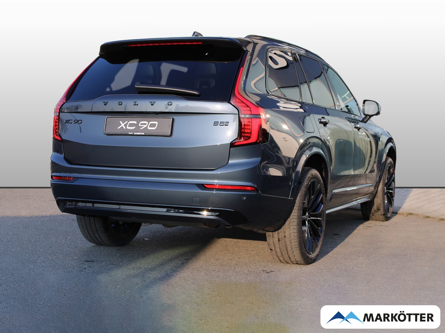 Fahrzeugabbildung Volvo XC90 B5 AWD Ultra Black Edition 7-Sitzer/AHK/