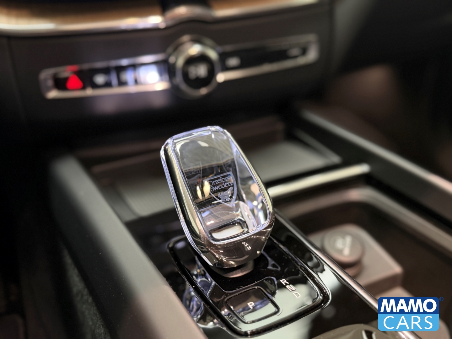 Fahrzeugabbildung Volvo XC60 T6 AWD Plus Dark FACELIFT AHK/HUD/PANO/ACC