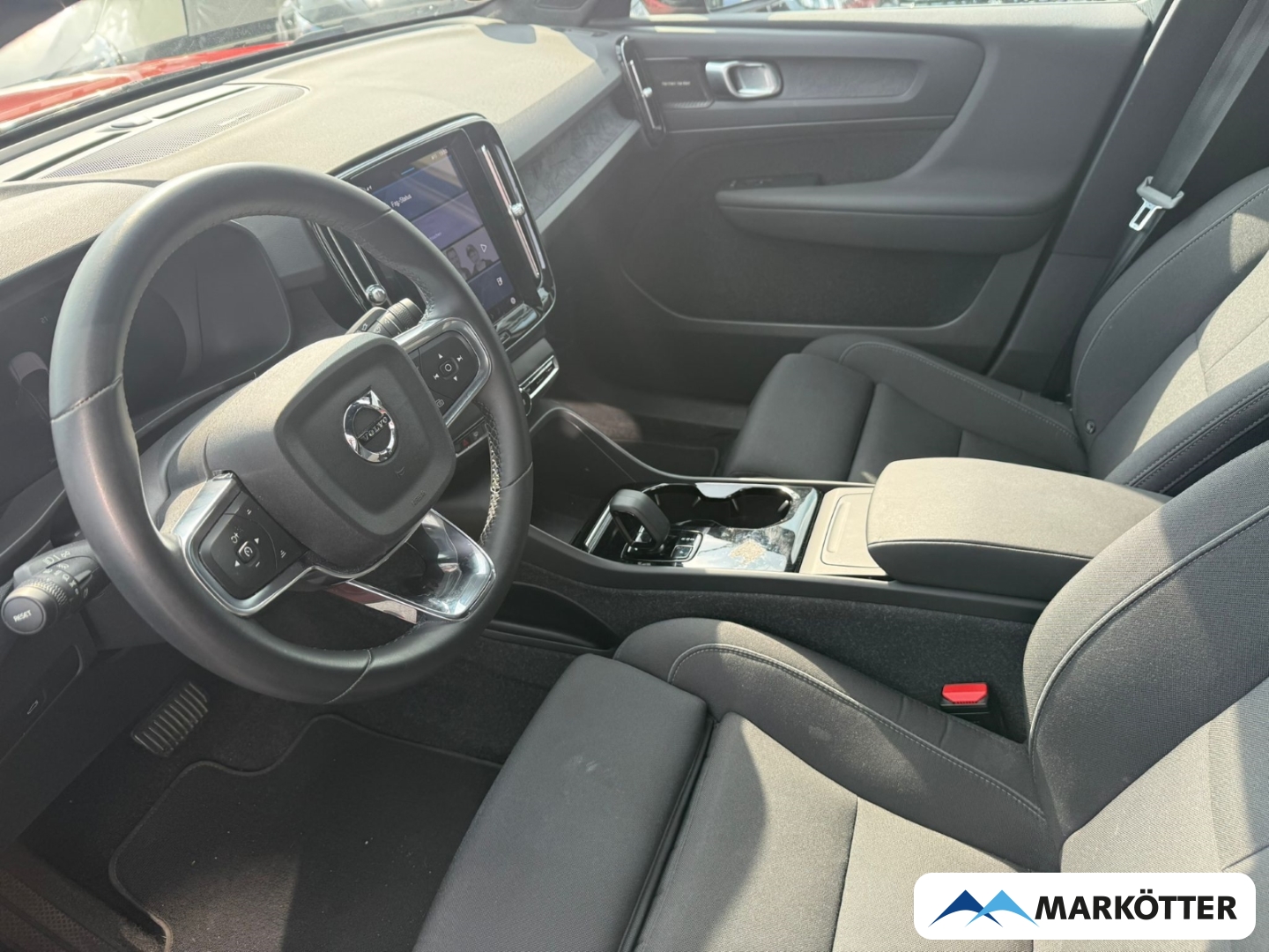 Fahrzeugabbildung Volvo C40 Ultimate Pure Electric ACC/BLIS/360°/H&K/SHZ