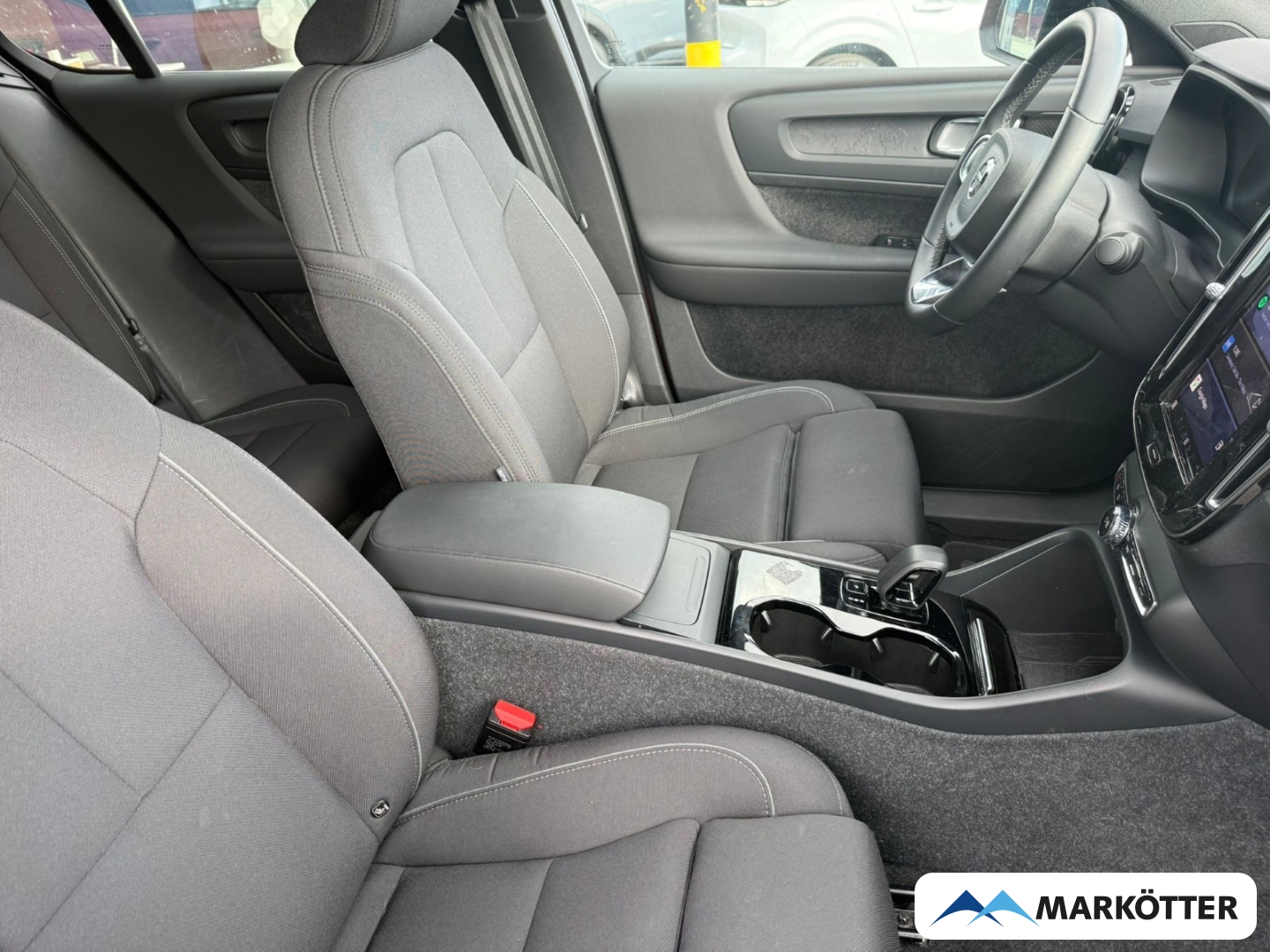 Fahrzeugabbildung Volvo C40 Ultimate Pure Electric ACC/BLIS/360°/H&K/SHZ