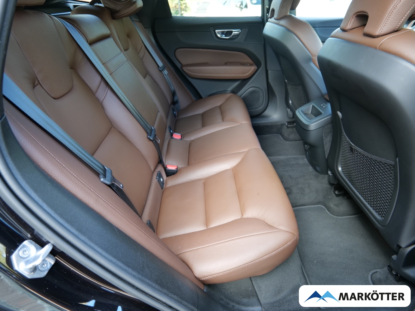 Fahrzeugabbildung Volvo XC60 B4 AWD Inscription ACC/BLIS/AHK/Leder Cognac