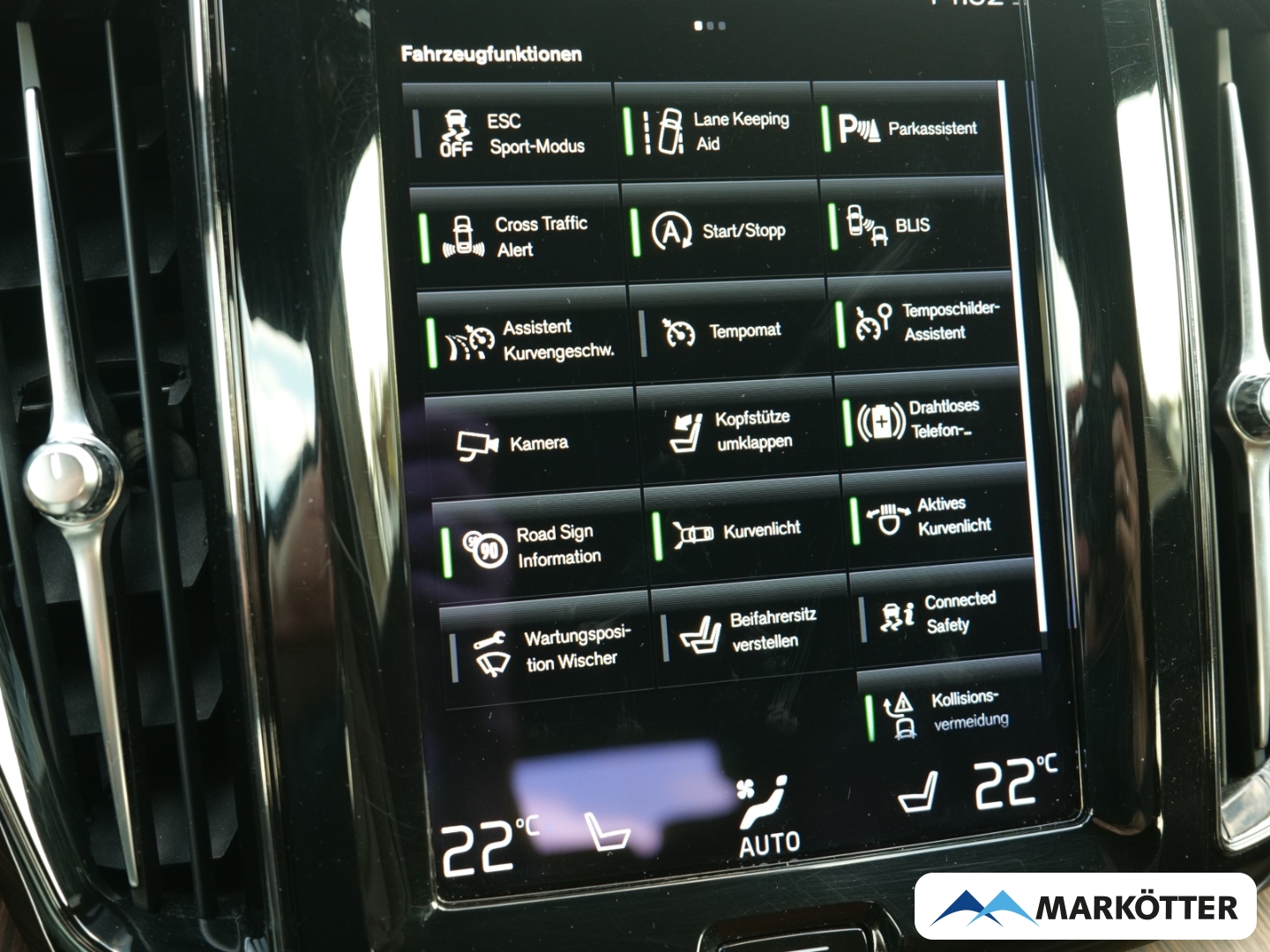 Fahrzeugabbildung Volvo XC60 B4 AWD Inscription ACC/BLIS/AHK/Leder Cognac