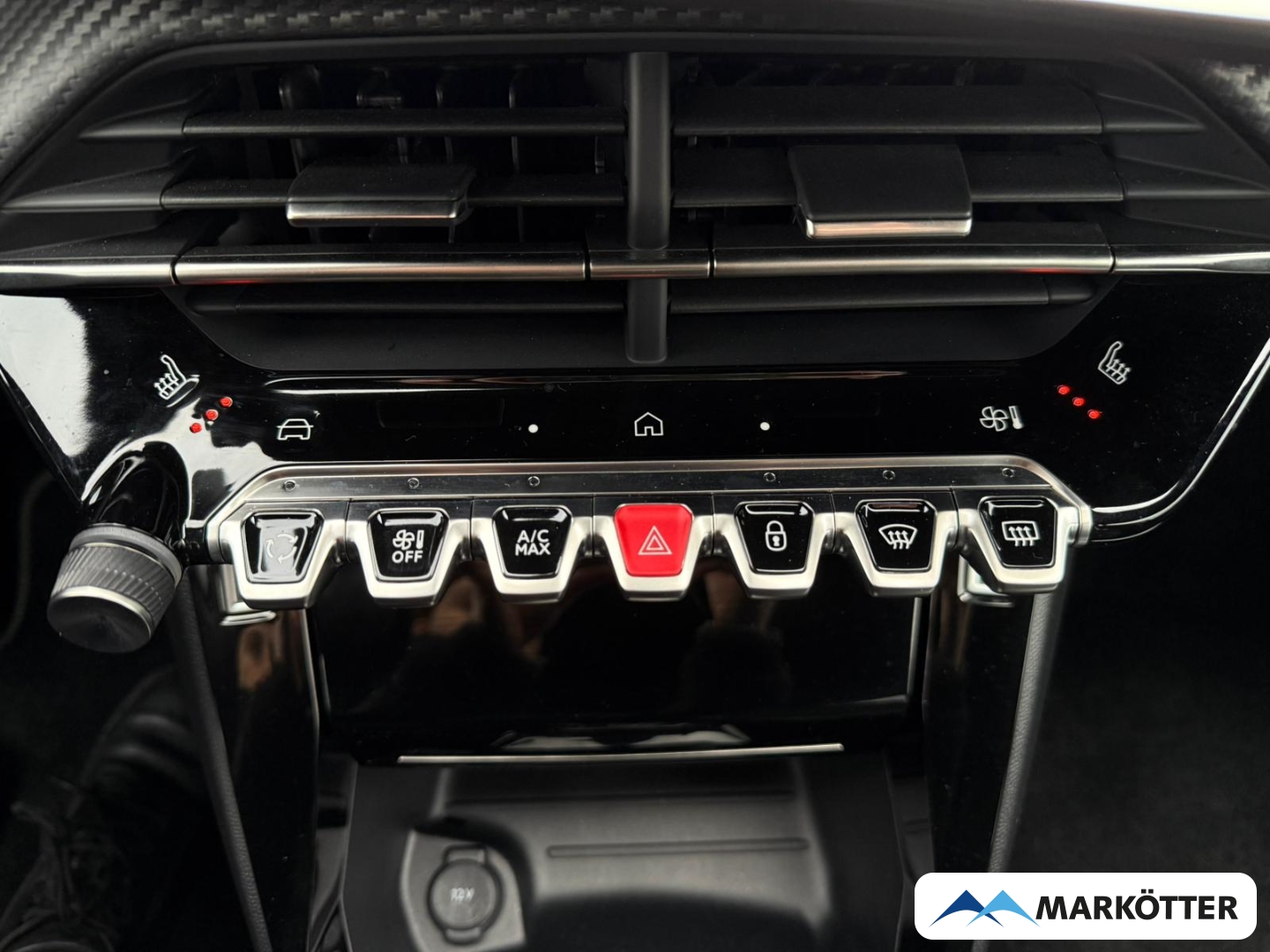 Fahrzeugabbildung Peugeot 2008 GT SHZ/360CAM/NAVI/PDC/TEMP/CARPY/LED