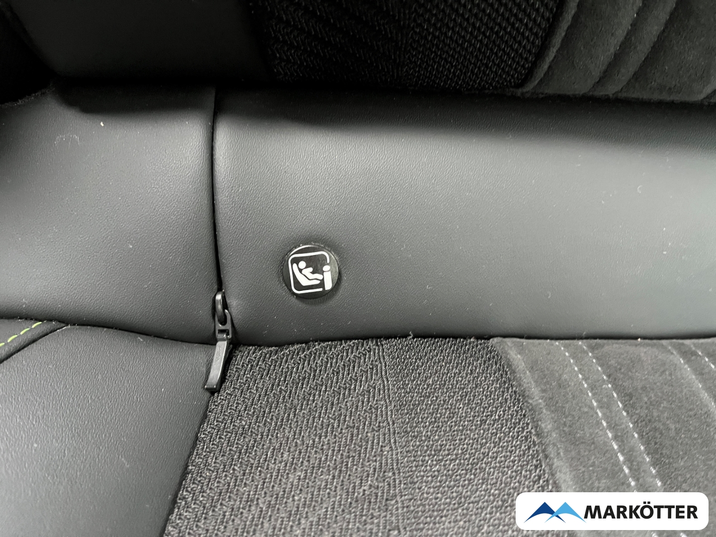 Fahrzeugabbildung Peugeot 308 SW GT Hybrid 180 ACC/Keyless/FSH/Matrix-LED