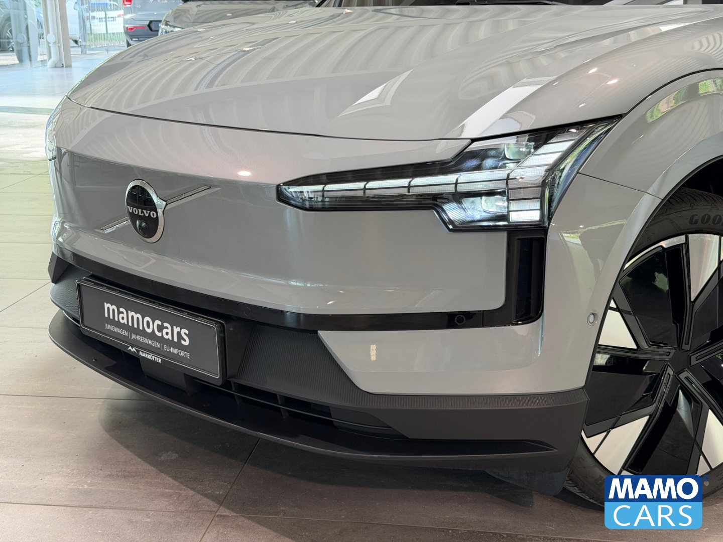 Fahrzeugabbildung Volvo EX30 Ultra Twin Performance WP/ACC/PANO/SHZ/360°