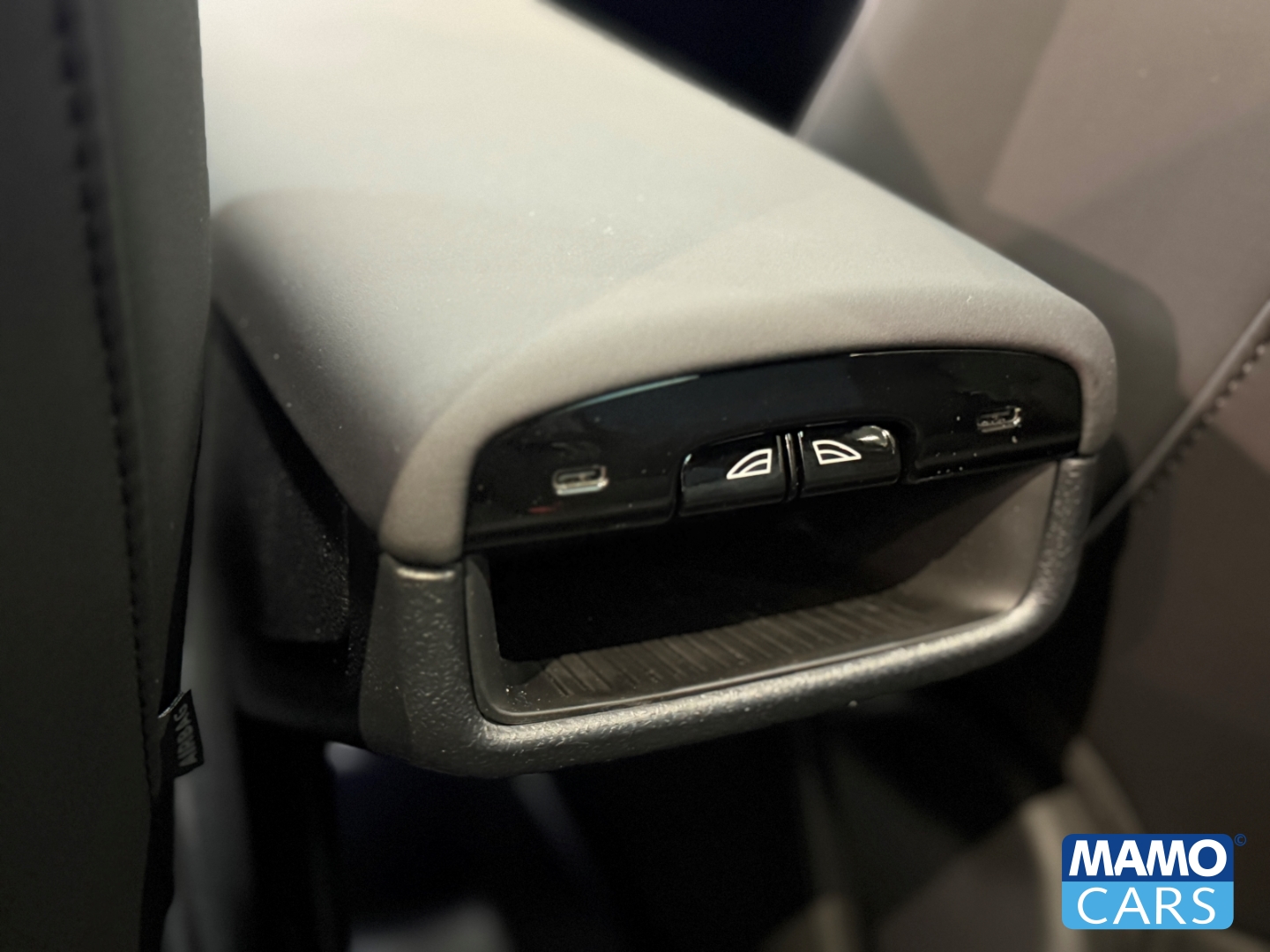 Fahrzeugabbildung Volvo EX30 Ultra Twin Performance WP/ACC/PANO/SHZ/360°