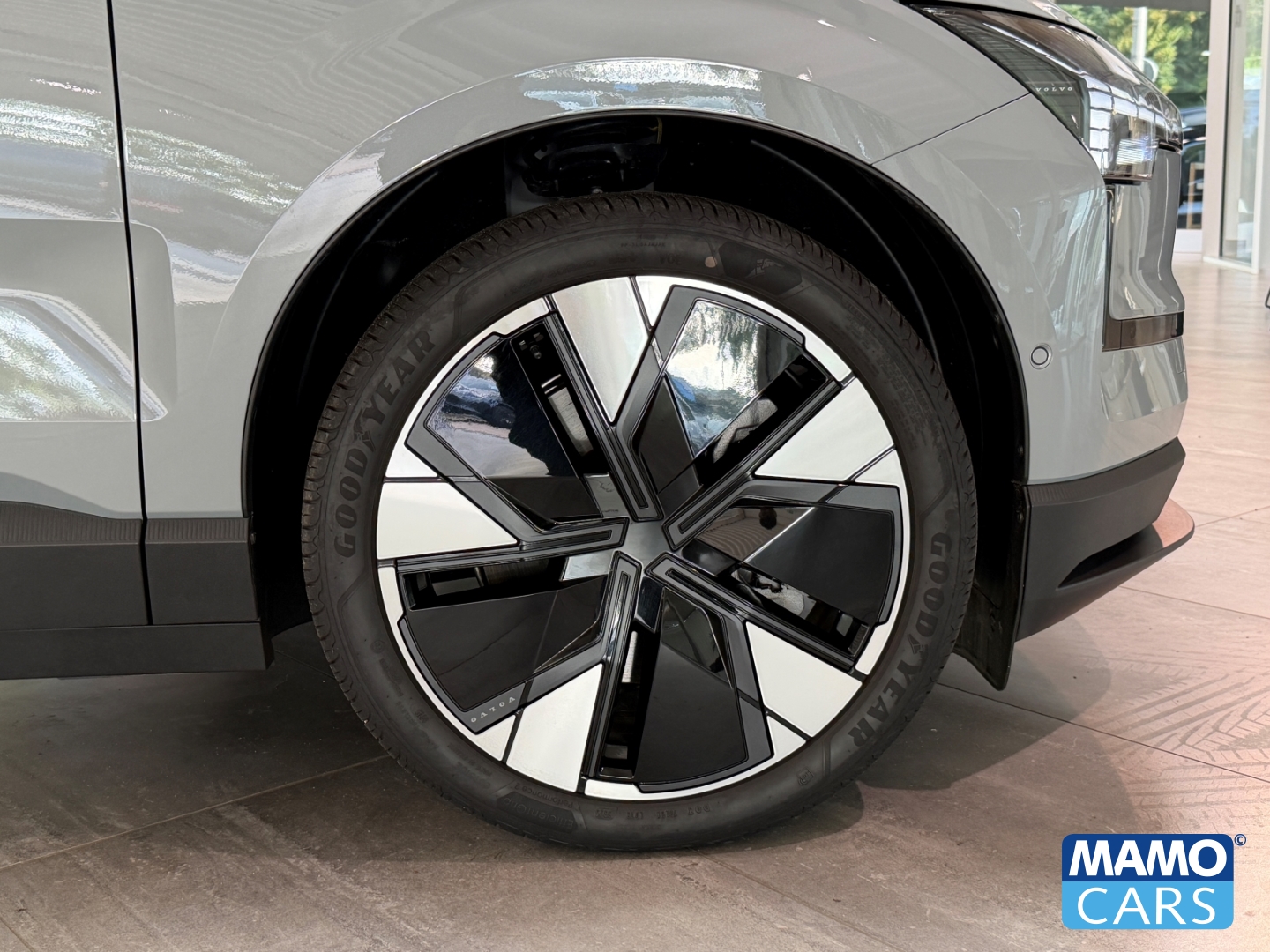 Fahrzeugabbildung Volvo EX30 Ultra Twin Performance WP/ACC/PANO/SHZ/360°