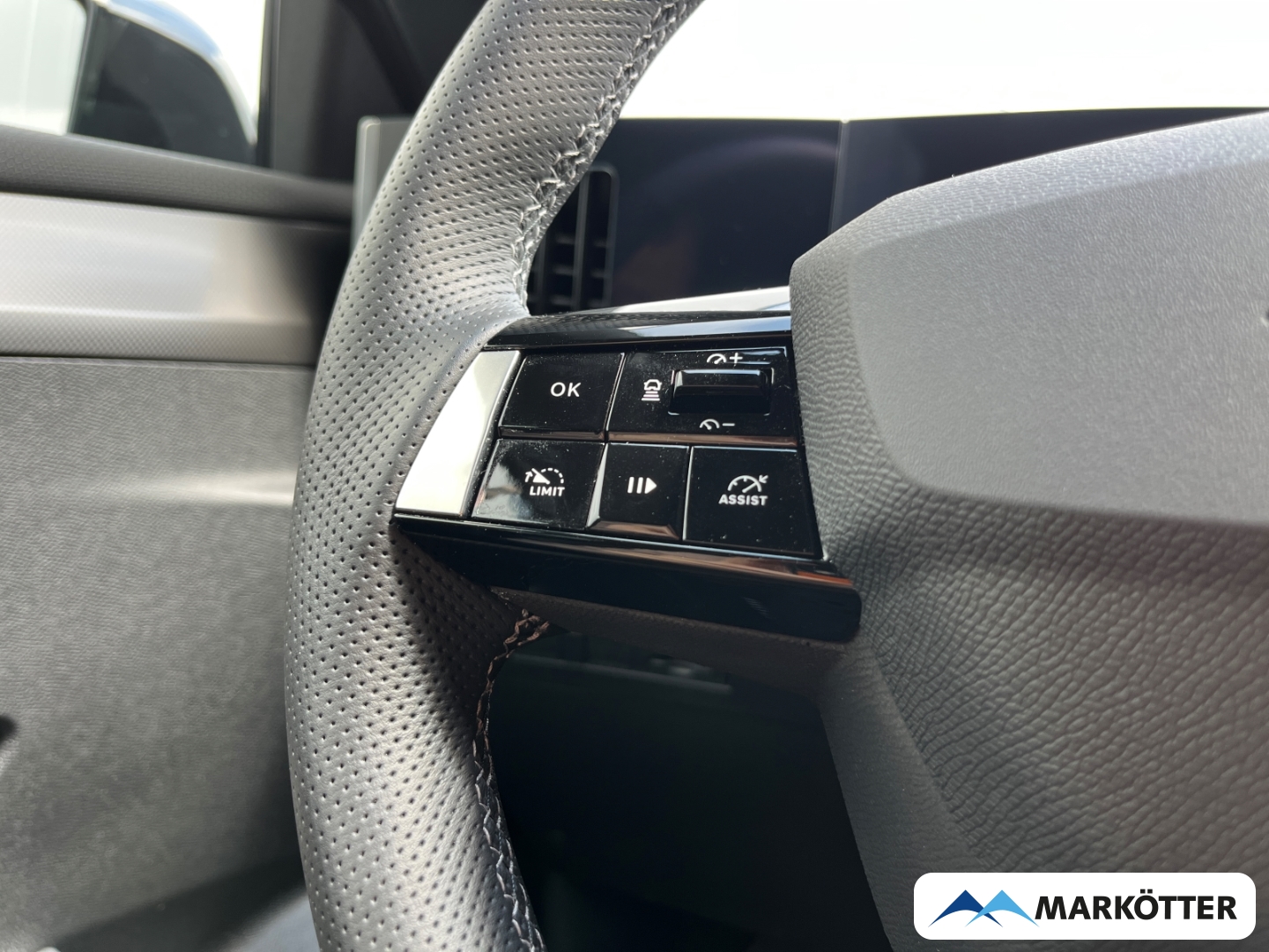 Fahrzeugabbildung Opel Astra L 1.2 Turbo ACC/DAB/LHZ/SHZ/360°/LED
