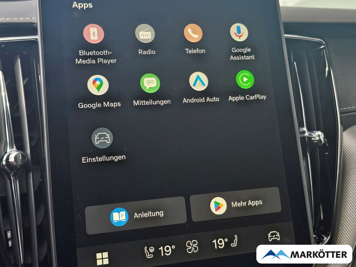 Fahrzeugabbildung Volvo XC60 Ultra Bright Recharge Plug-In Hybrid AWD