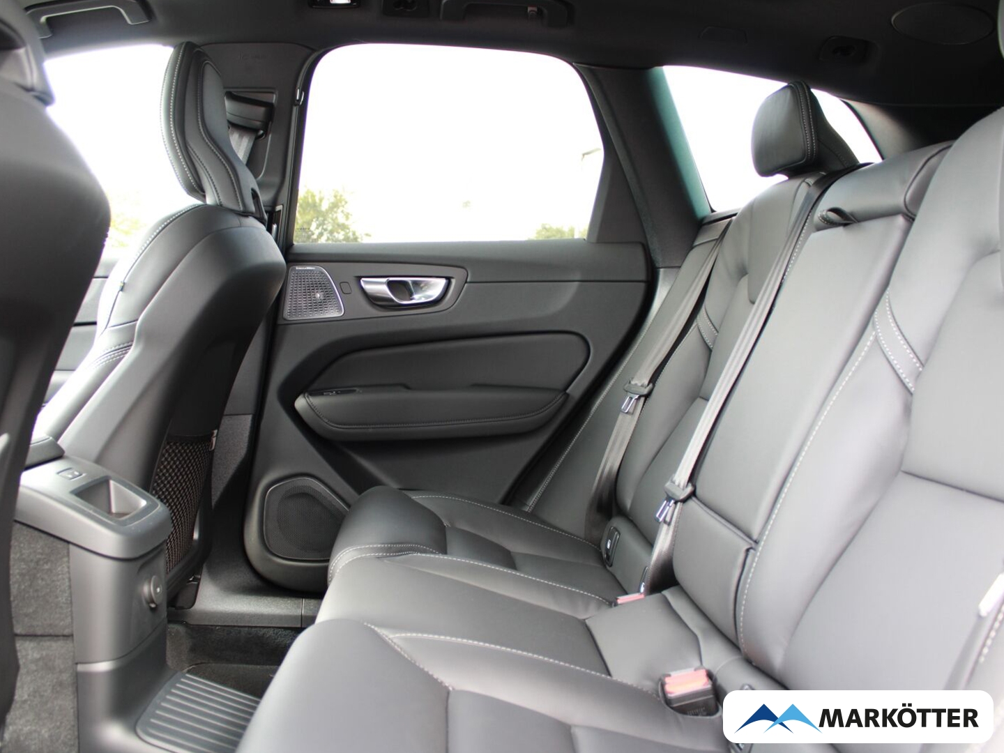 Fahrzeugabbildung Volvo XC60 Ultra Bright Recharge Plug-In Hybrid AWD