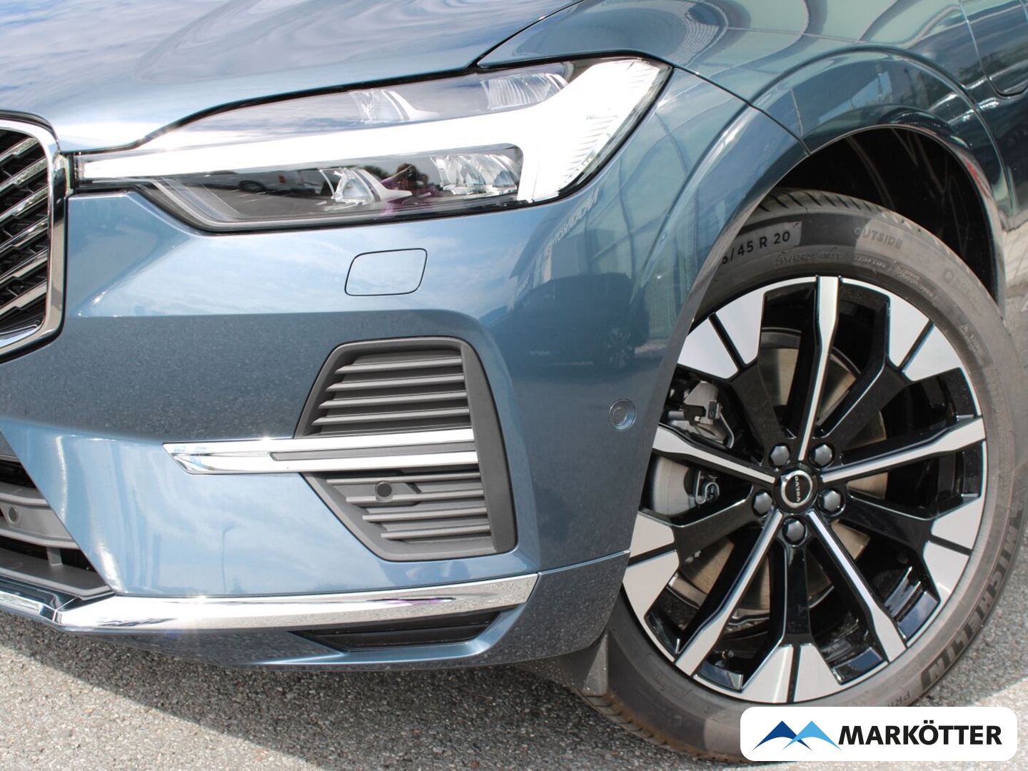 Fahrzeugabbildung Volvo XC60 Ultra Bright Recharge Plug-In Hybrid AWD