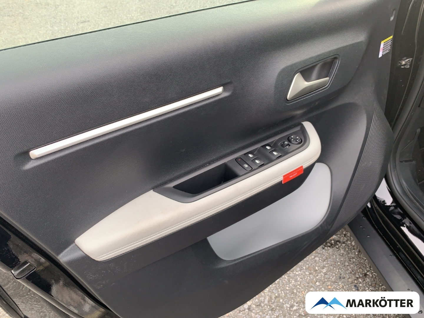 Fahrzeugabbildung Citroen C3 Aircross 113 MAX/Head-up/Navi/PDC/Kamera/LED