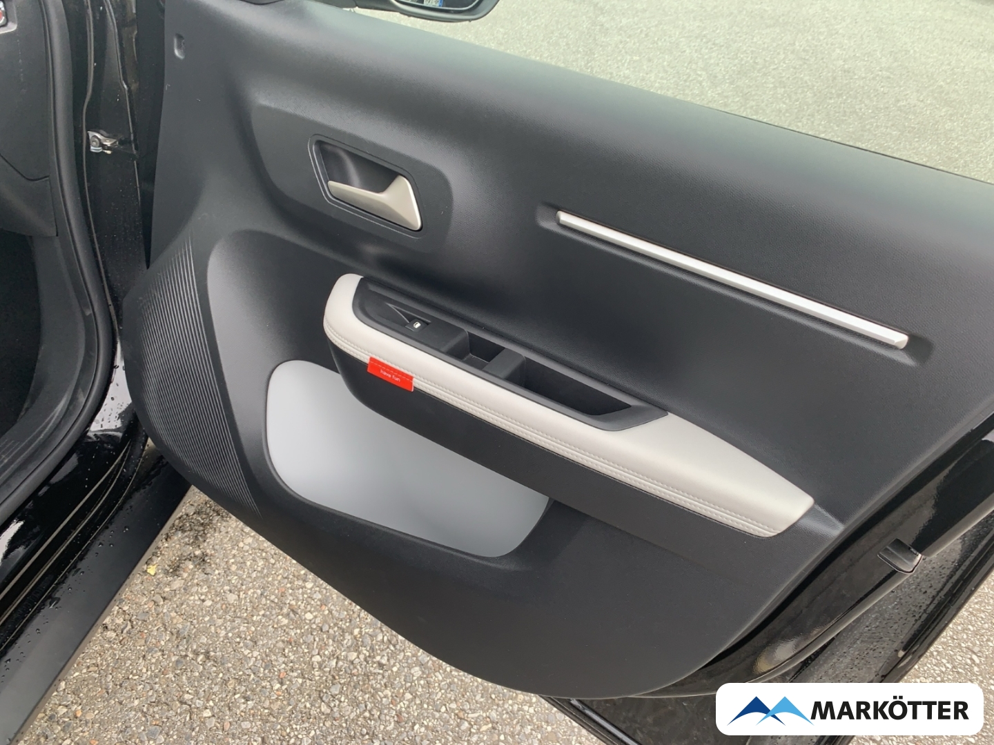 Fahrzeugabbildung Citroen C3 Aircross 113 MAX/Head-up/Navi/PDC/Kamera/LED