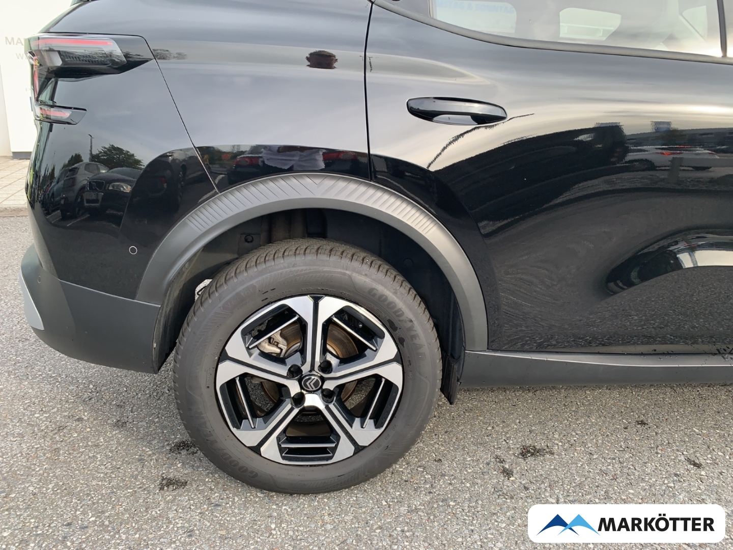 Fahrzeugabbildung Citroen C3 Aircross 113 MAX/Head-up/Navi/PDC/Kamera/LED