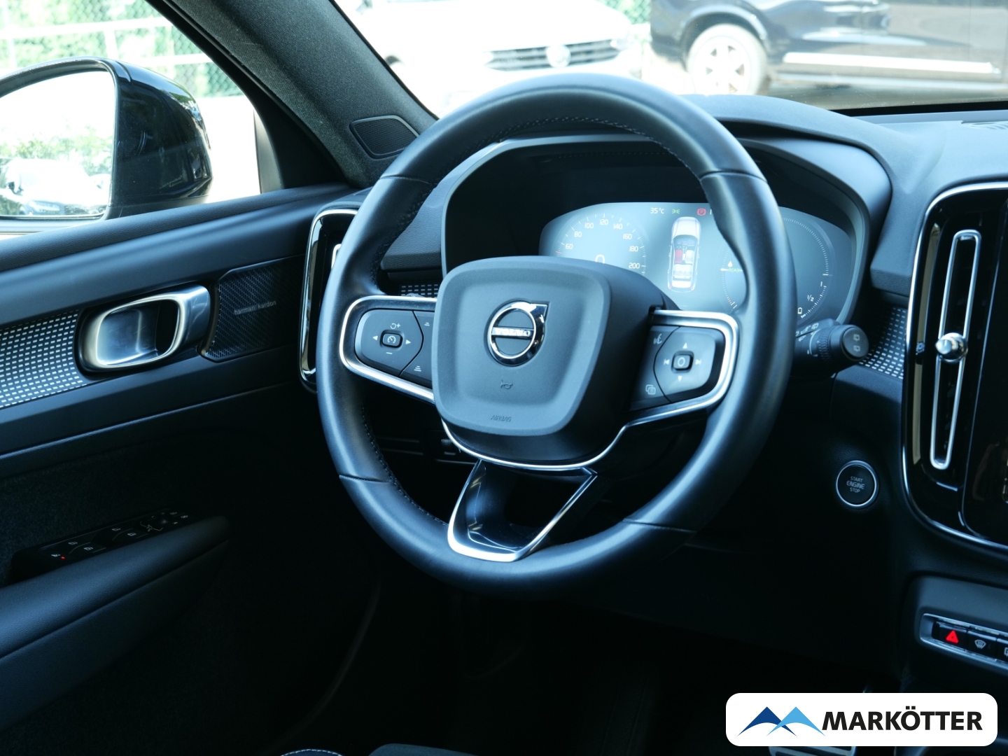 Fahrzeugabbildung Volvo XC40 T4 Recharge R-Design 360CAM/Harman Kardon