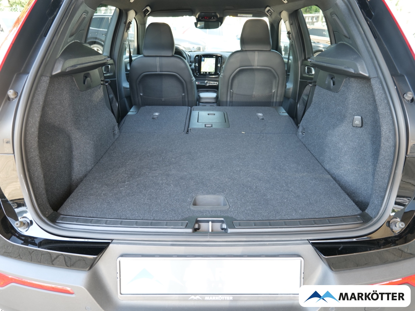 Fahrzeugabbildung Volvo XC40 T4 Recharge R-Design 360CAM/Harman Kardon