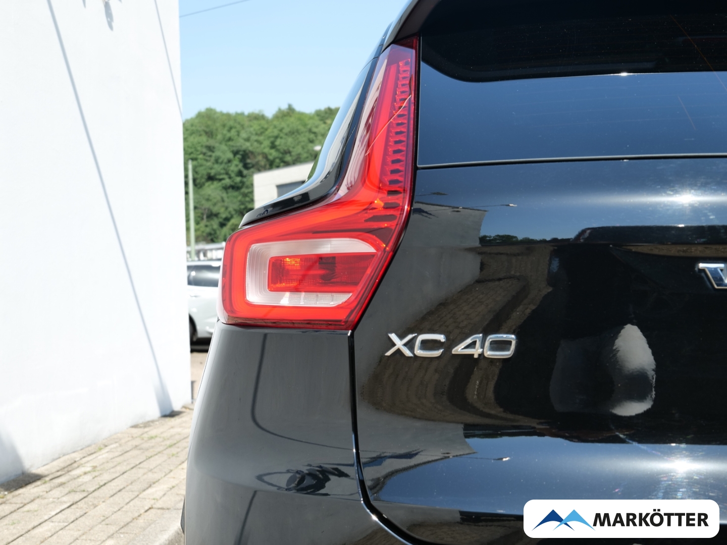 Fahrzeugabbildung Volvo XC40 T4 Recharge R-Design 360CAM/Harman Kardon