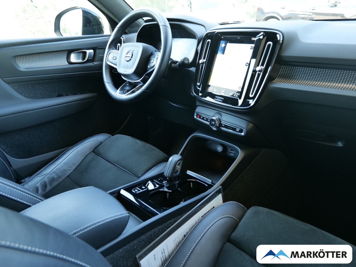 Fahrzeugabbildung Volvo XC40 T4 Recharge R-Design 360CAM/Harman Kardon