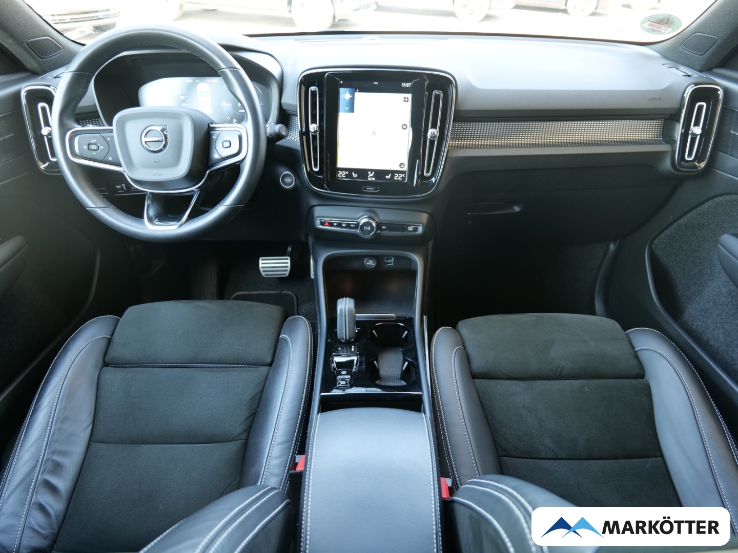 Fahrzeugabbildung Volvo XC40 T4 Recharge R-Design 360CAM/Harman Kardon
