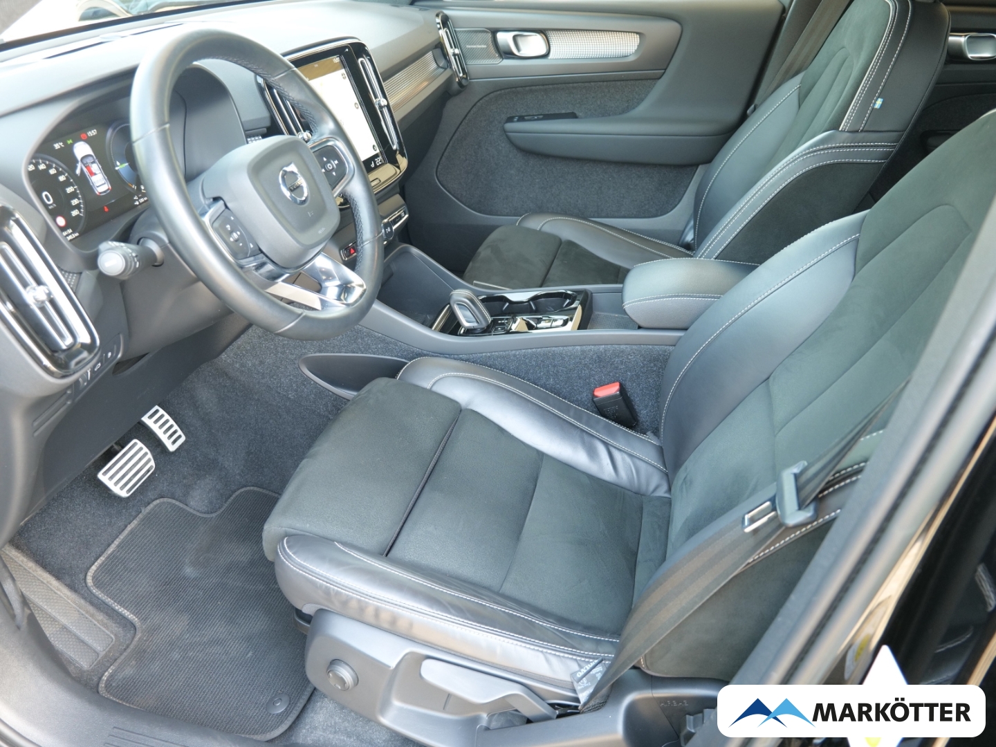 Fahrzeugabbildung Volvo XC40 T4 Recharge R-Design 360CAM/Harman Kardon
