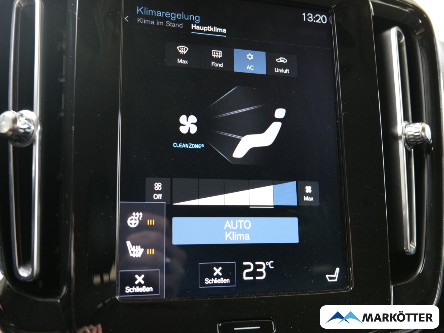Fahrzeugabbildung Volvo XC40 D3 2WD Inscription /AHK/360 CAM/Standhzg/