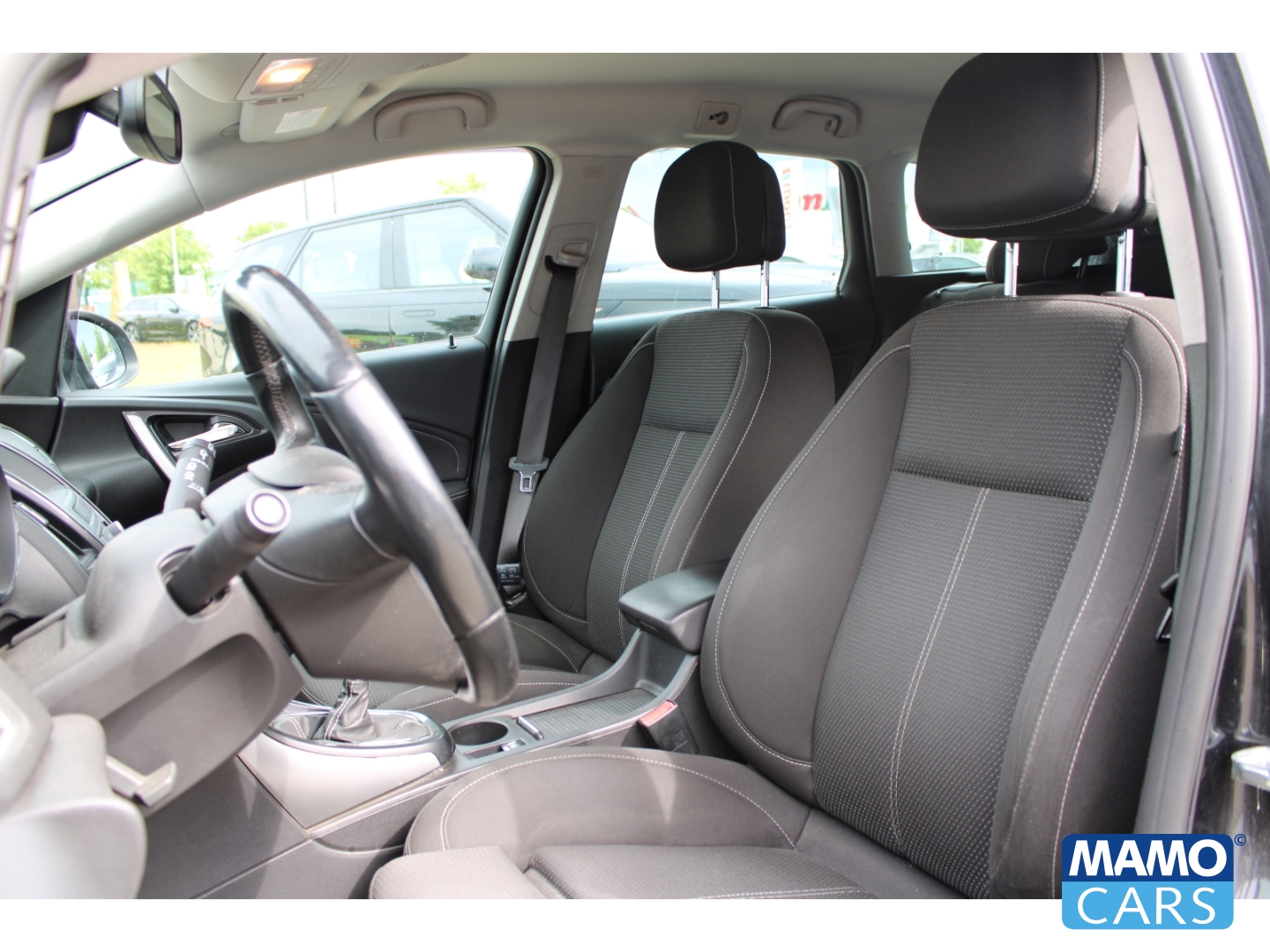 Fahrzeugabbildung Opel Astra 2.0 CDTI Sports Tourer Innovation/NAVI/PDC/SITZHEIZUNG