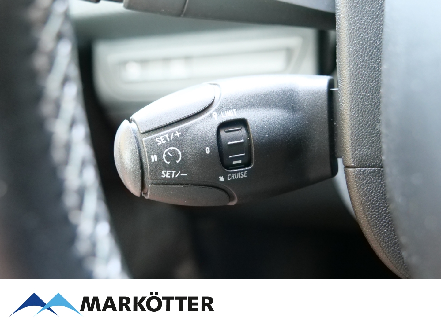 Fahrzeugabbildung Peugeot 2008 Crossway 1.2 Autom. Navi/Kamera/Allwetter