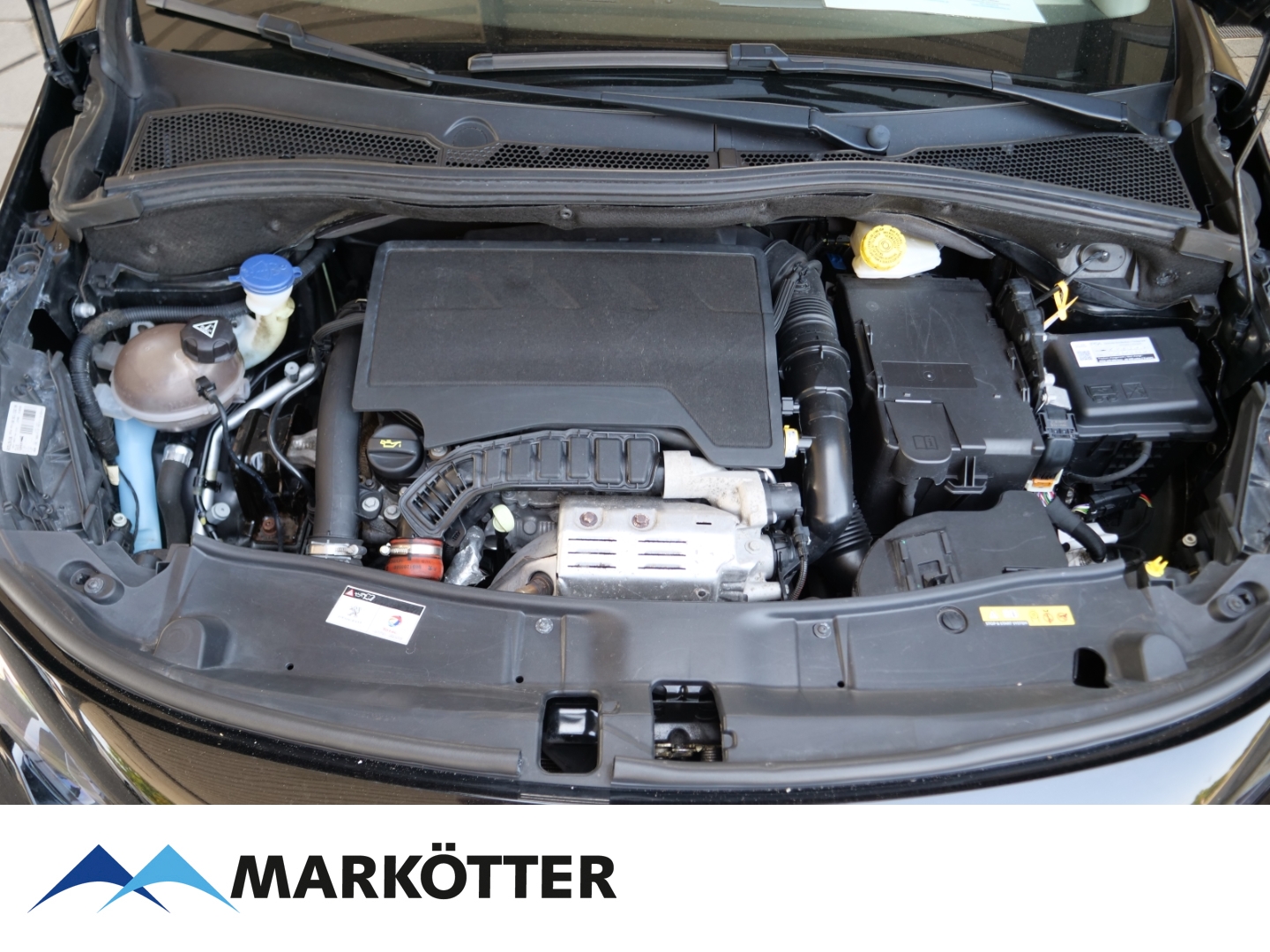 Fahrzeugabbildung Peugeot 2008 Crossway 1.2 Autom. Navi/Kamera/Allwetter