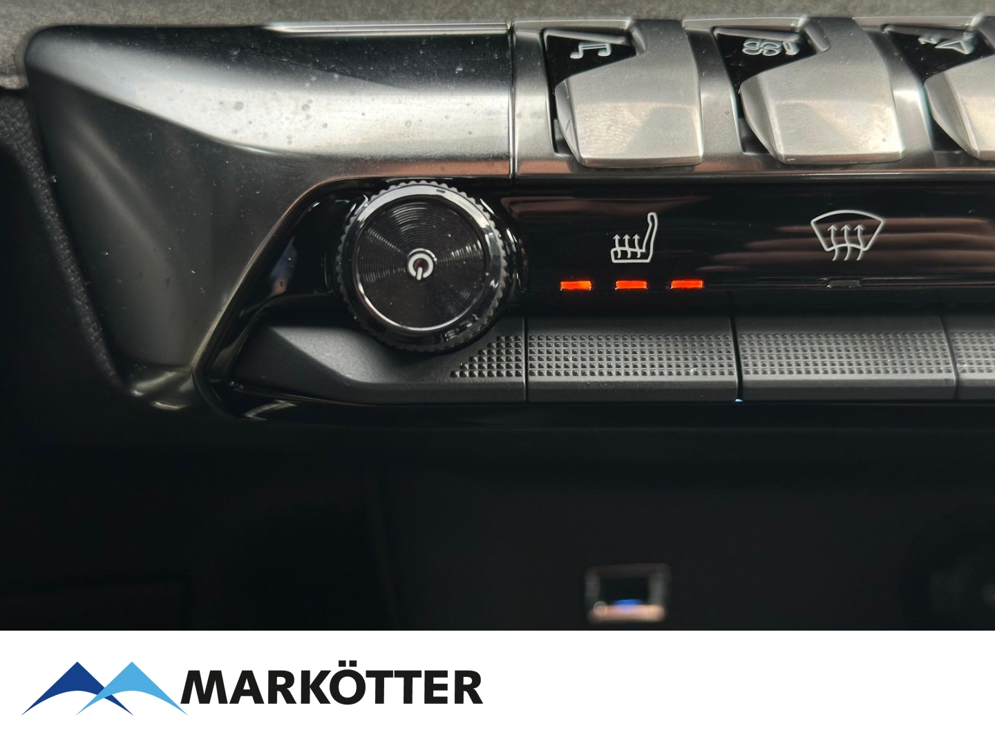Fahrzeugabbildung Peugeot 5008 GT 1.2 PureTech 130 7-Sitzer AHK/ACC/CAM/BLIS