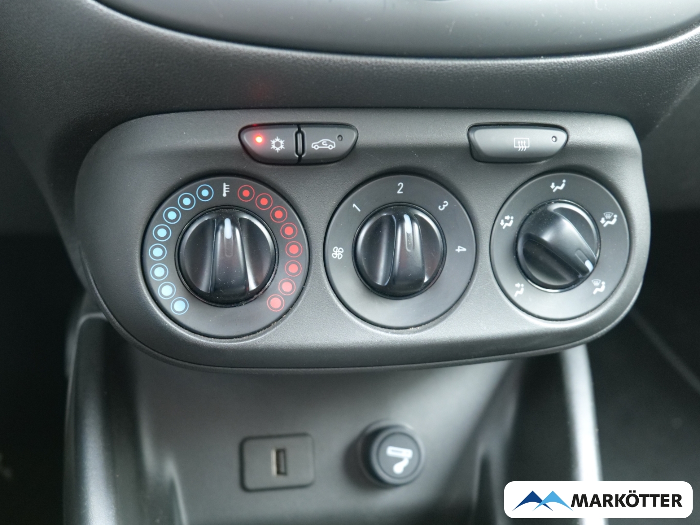 Fahrzeugabbildung Opel Corsa E 1.4 Edition Klima/Allwetter/Style/TÜVneu