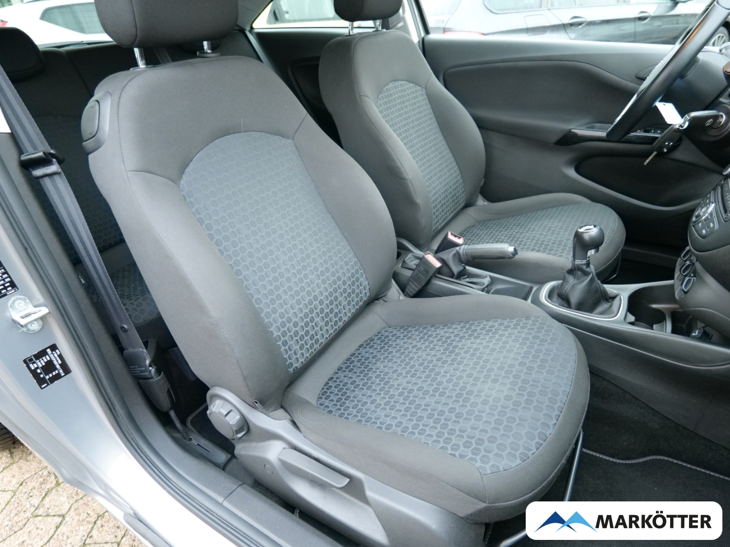 Fahrzeugabbildung Opel Corsa E 1.4 Edition Klima/Allwetter/Style-Paket