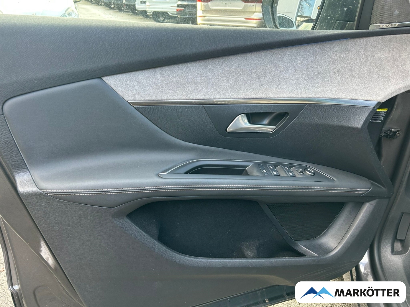 Fahrzeugabbildung Peugeot 3008 Hybrid 225 GT 1.6 Plug-In EU6d ACC/CAM/BLIS