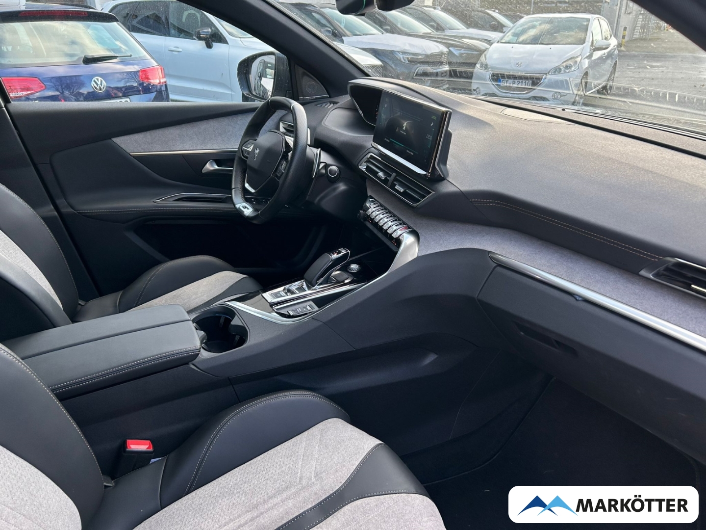 Fahrzeugabbildung Peugeot 3008 Hybrid 225 GT 1.6 Plug-In EU6d ACC/CAM/BLIS