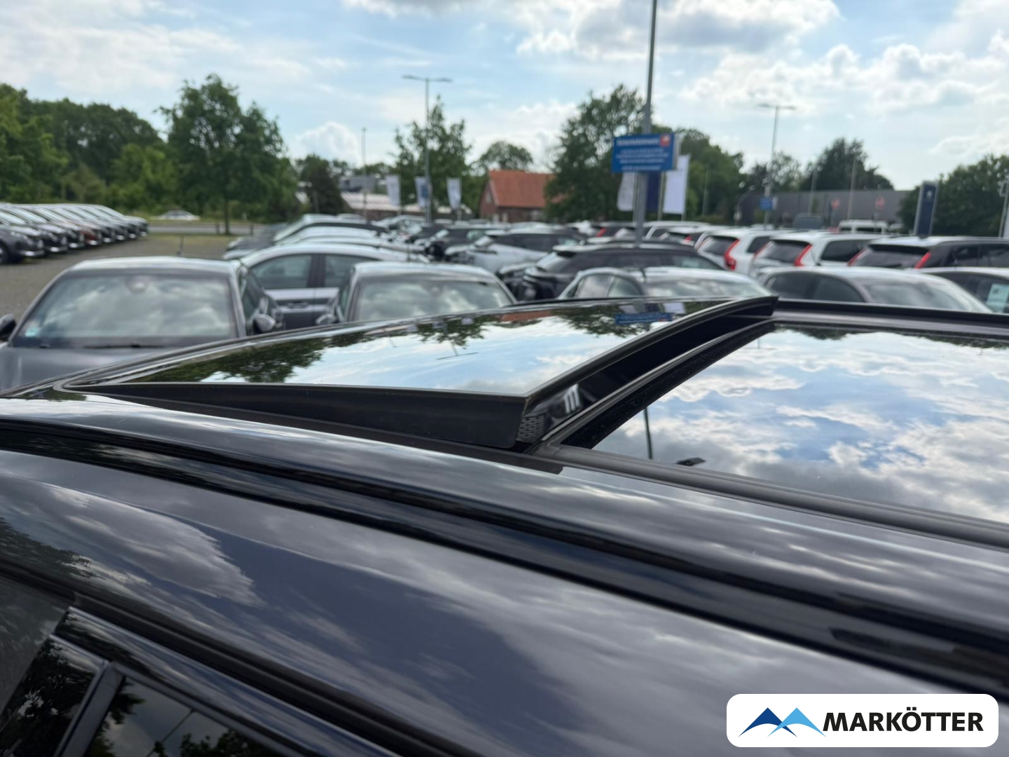 Fahrzeugabbildung Volvo XC60 T6 AWD R Design Recharge ACC/AHK/BLIS/21''