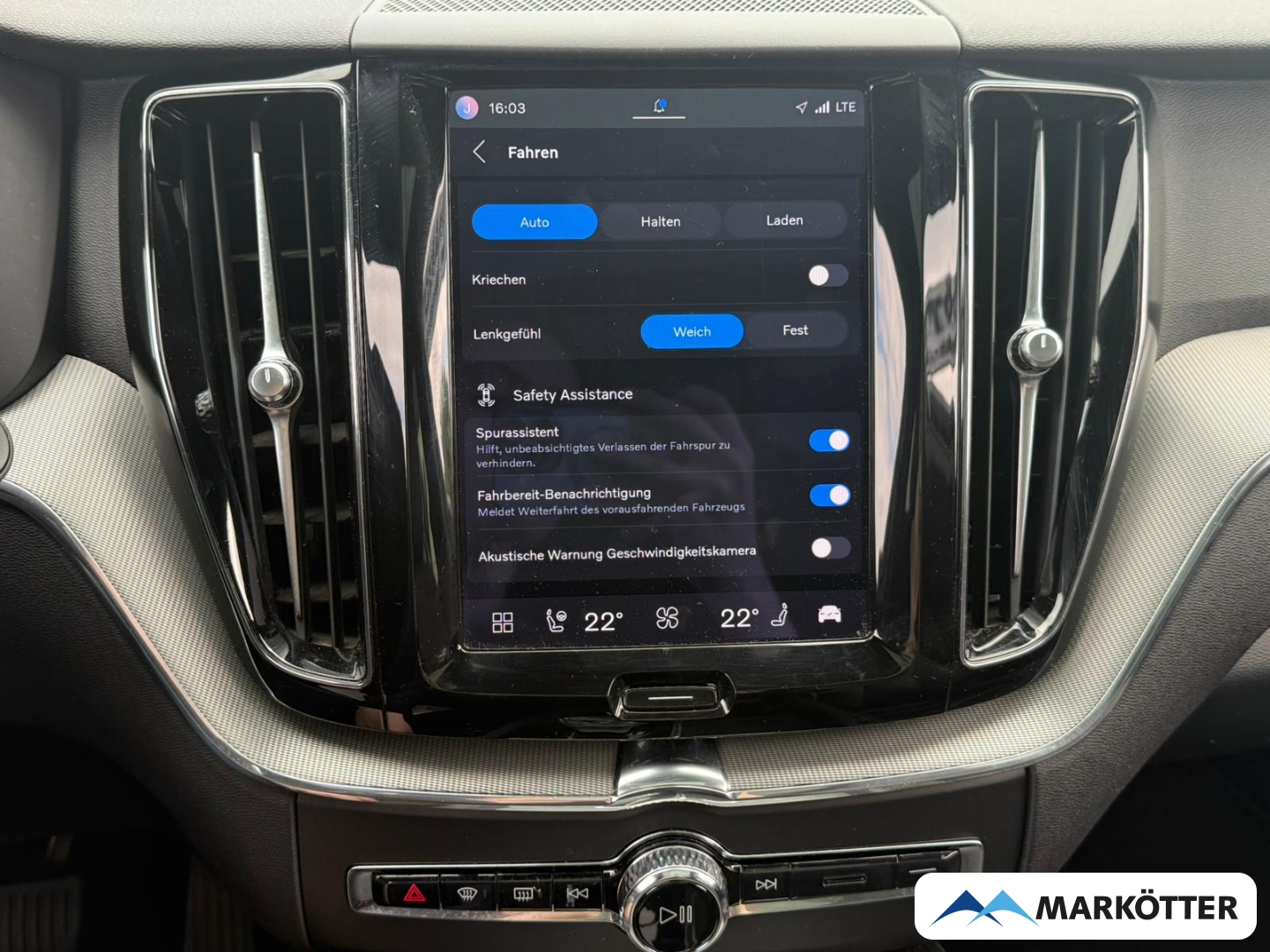 Fahrzeugabbildung Volvo XC60 T6 AWD R Design Recharge ACC/AHK/BLIS/21''