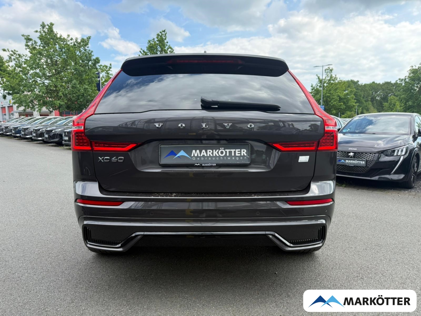 Fahrzeugabbildung Volvo XC60 T6 AWD R Design Recharge ACC/AHK/BLIS/21''
