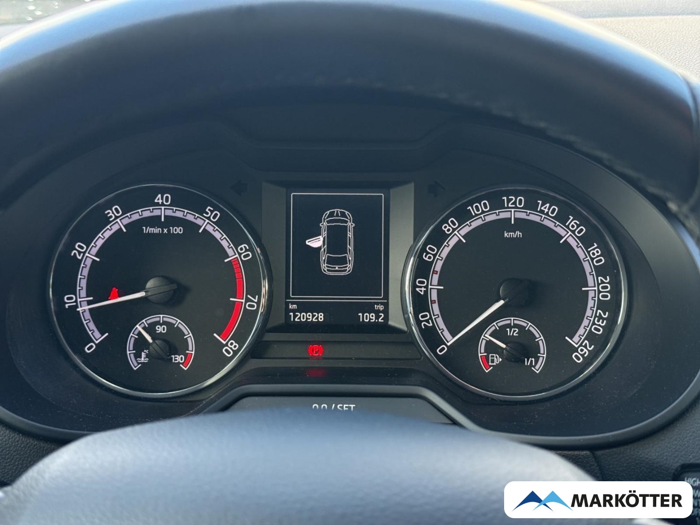 Fahrzeugabbildung SKODA Octavia Combi Clever/Navi/LED/PDC/E-Heckklappe