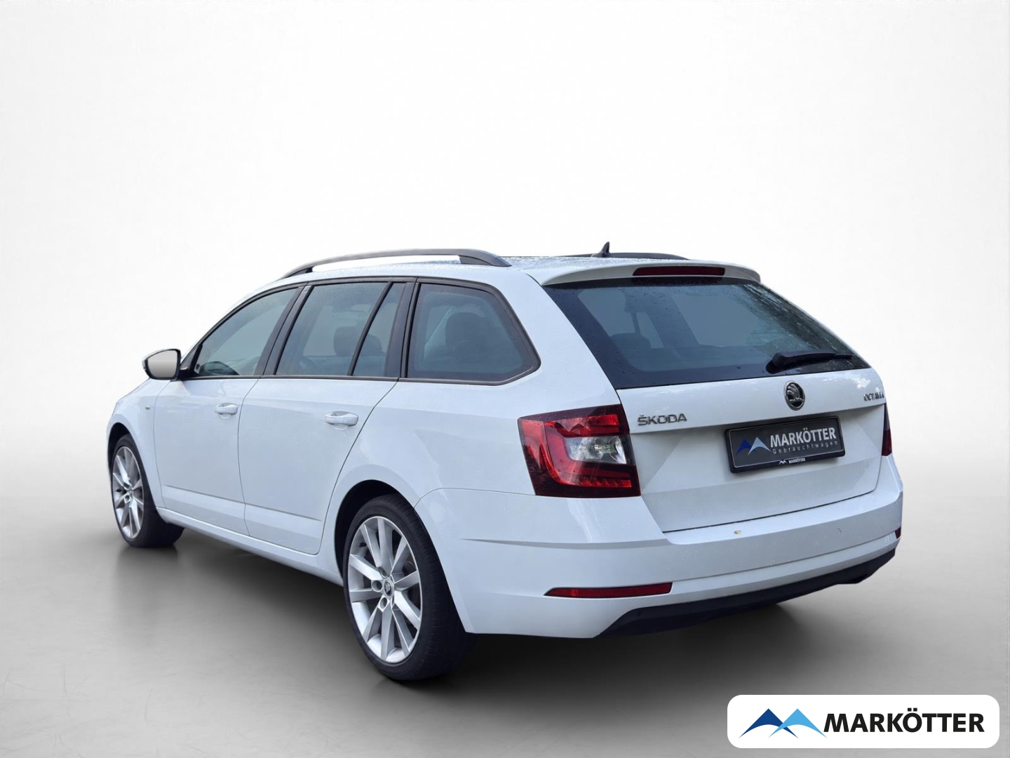 Fahrzeugabbildung SKODA Octavia Combi Clever/Navi/LED/PDC/E-Heckklappe