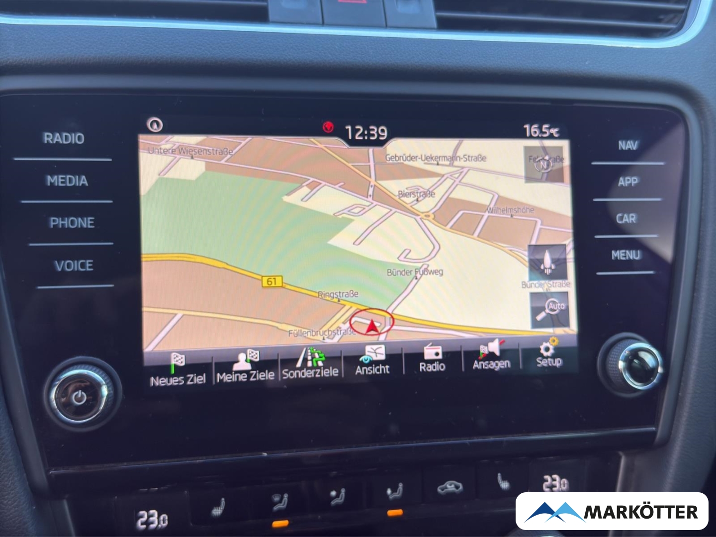 Fahrzeugabbildung SKODA Octavia Combi Clever/Navi/LED/PDC/E-Heckklappe
