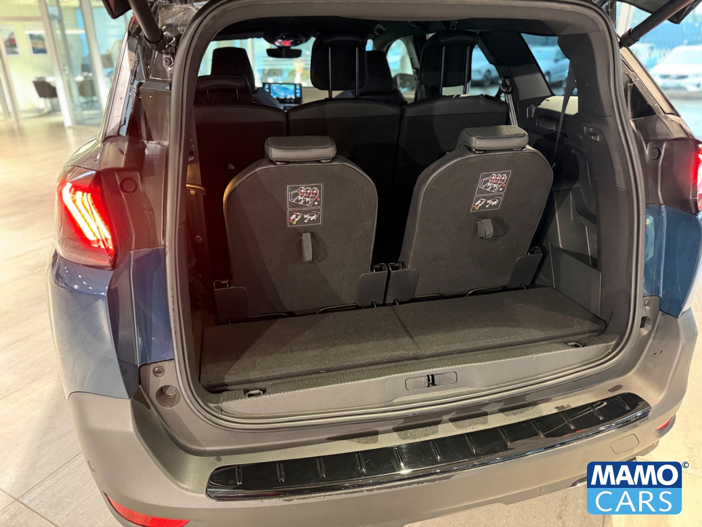 Fahrzeugabbildung Peugeot 5008 GT 7-Sitzer ACC/AHK/SHZ/NAVI/CAM/BLIS