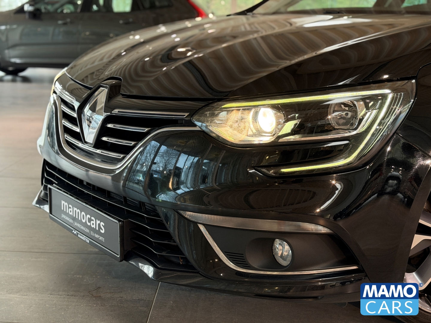 Fahrzeugabbildung Renault Megane IV Intens ACC/NAVI/SHZ/PDC/KLIMA