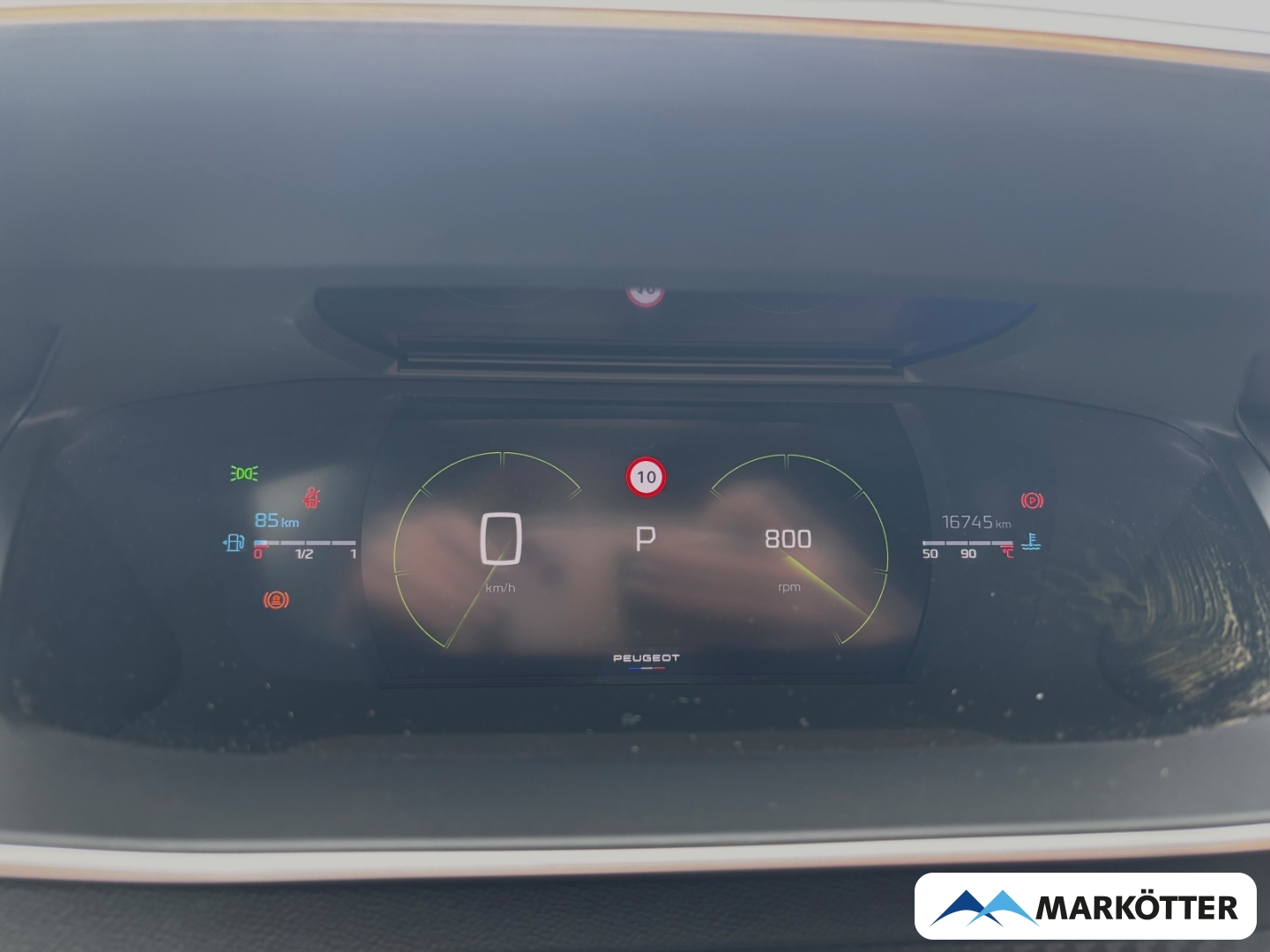 Fahrzeugabbildung Peugeot 2008 GT BLIS/CAM/NAV/SHZ/APPLE/ALLWETTER/MASSAGE