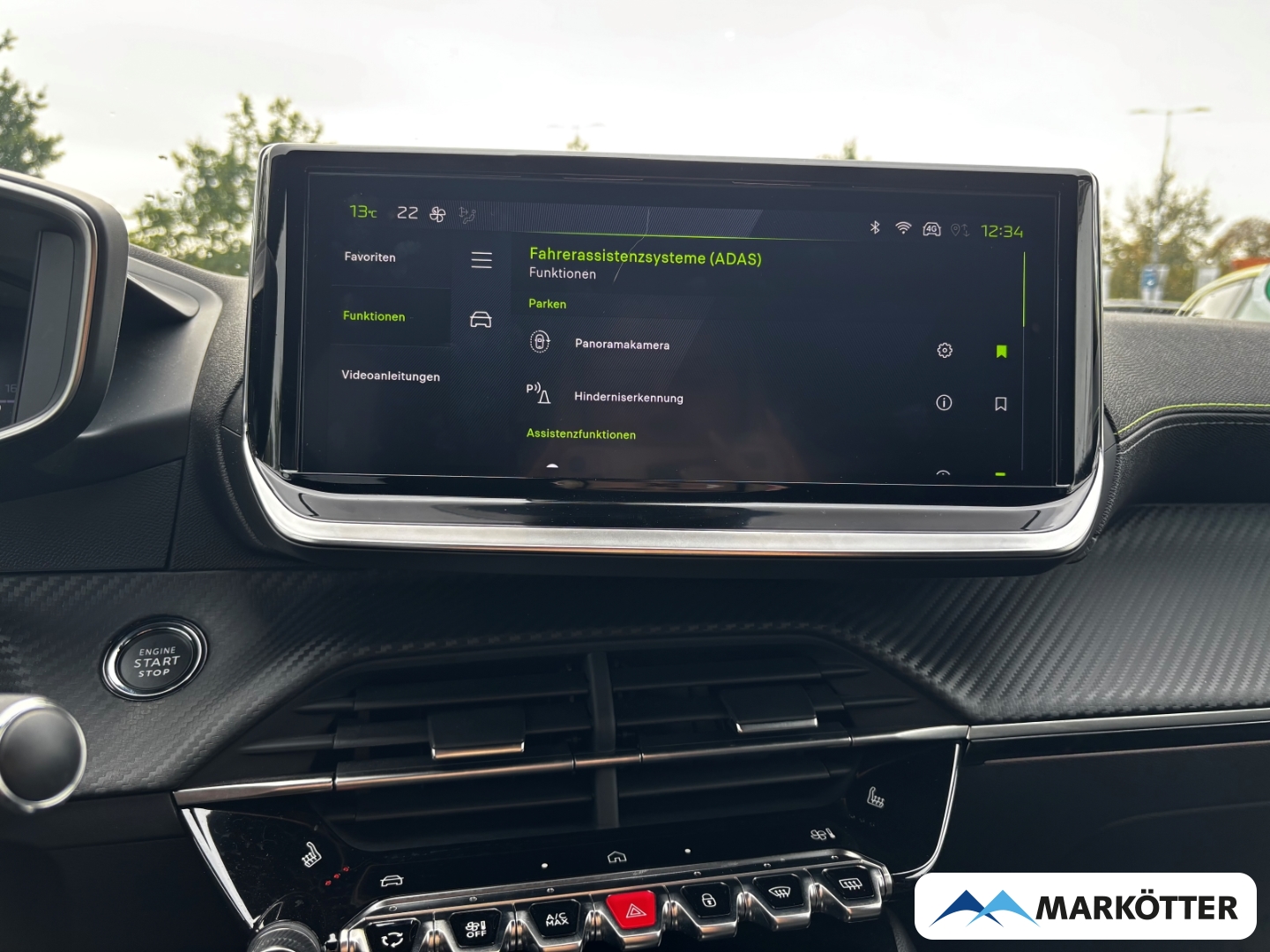 Fahrzeugabbildung Peugeot 2008 GT BLIS/CAM/NAV/SHZ/APPLE/ALLWETTER/MASSAGE