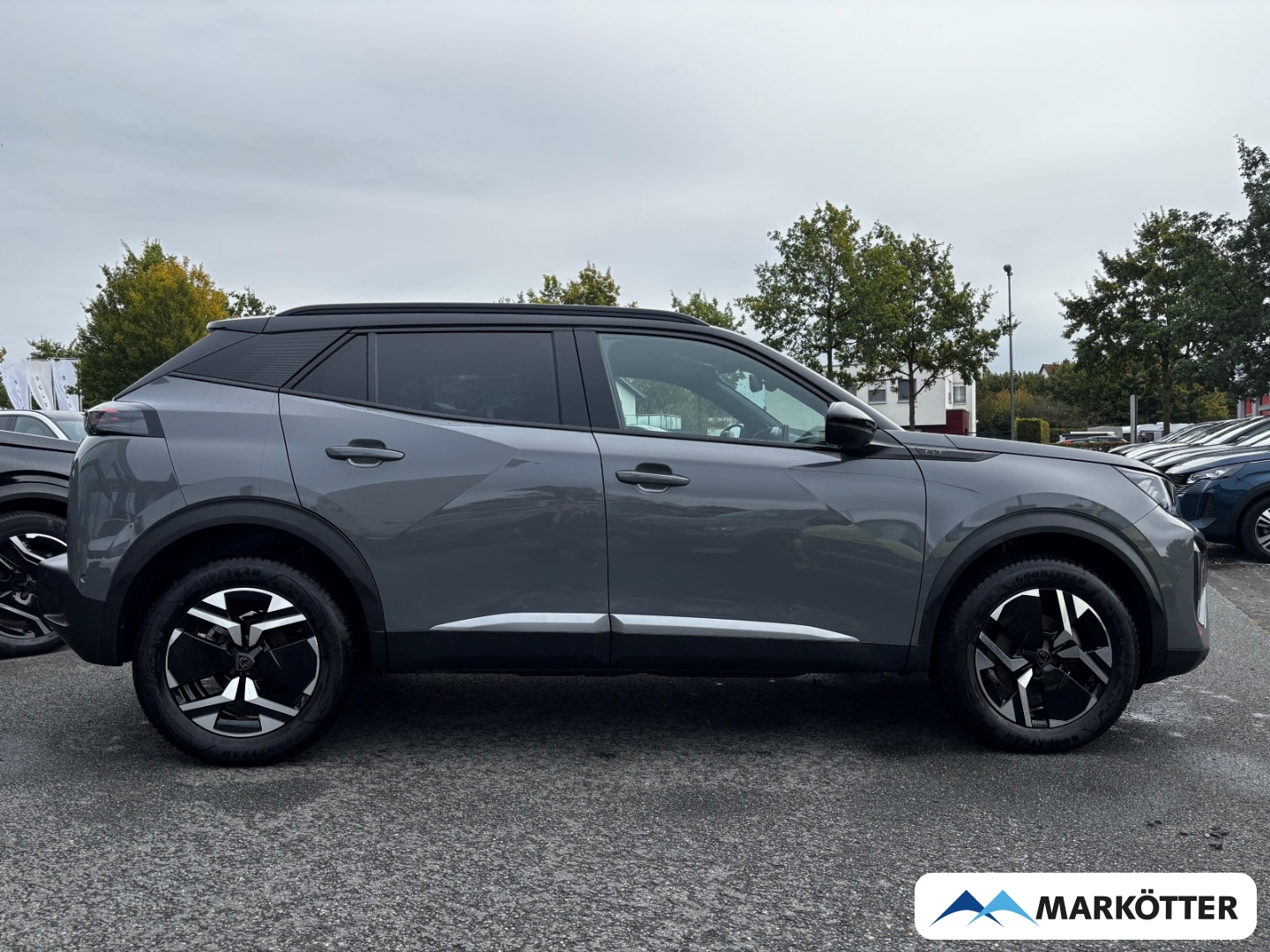 Fahrzeugabbildung Peugeot 2008 GT BLIS/CAM/NAV/SHZ/APPLE/ALLWETTER/MASSAGE