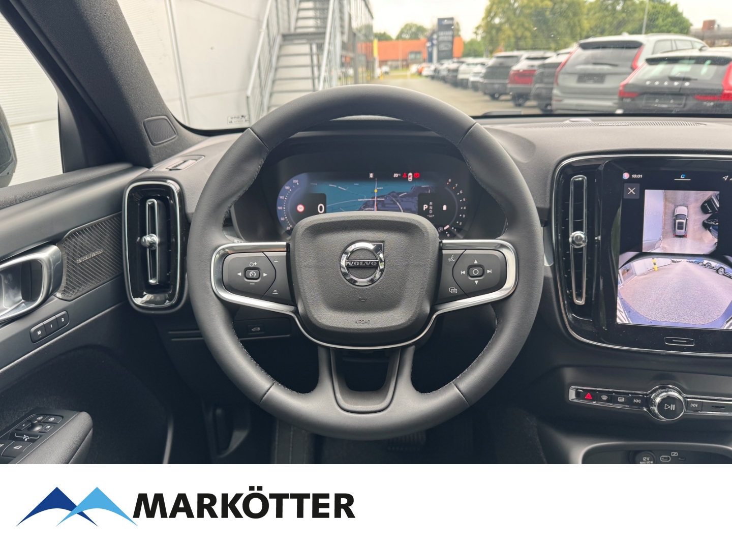 Fahrzeugabbildung Volvo XC40 B4 Plus Black Edition 2WD/FHZ/Pixel-LED